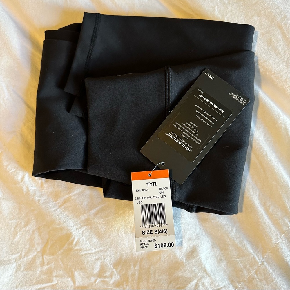 TYR Leggings - Picture 3 of 3